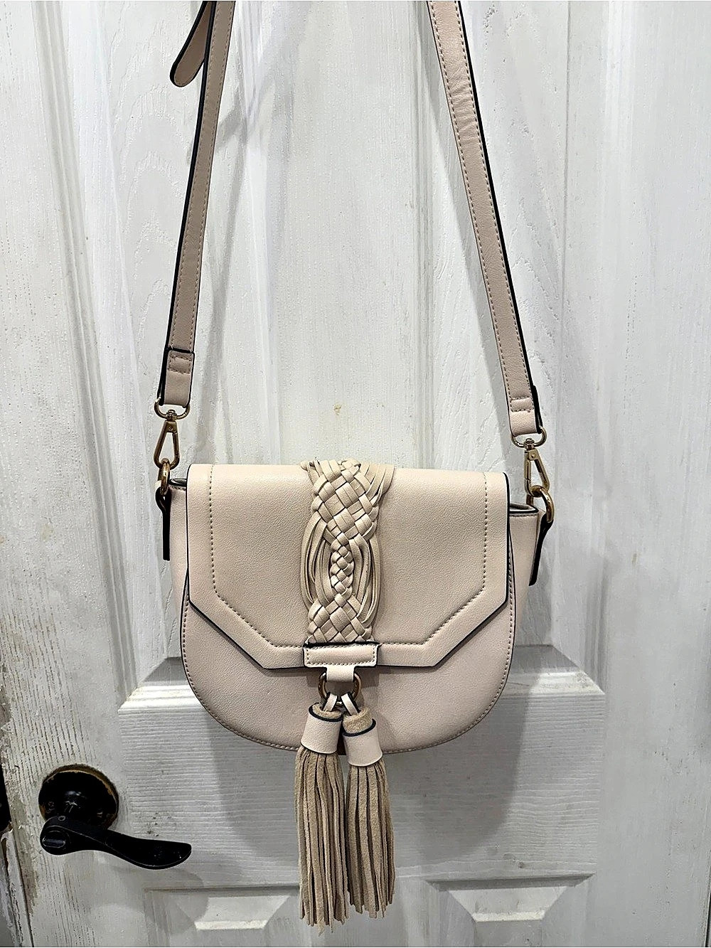Moda Luxe Crossbody Bag with Tassels in cream